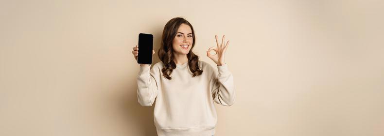 telefony MeConnect  z duzym wyswietlaczem